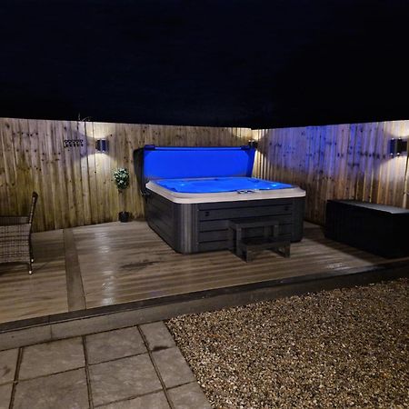 No 1 The Paddock - Spacious Holiday Home With A Hot Tub Bude Eksteriør bilde