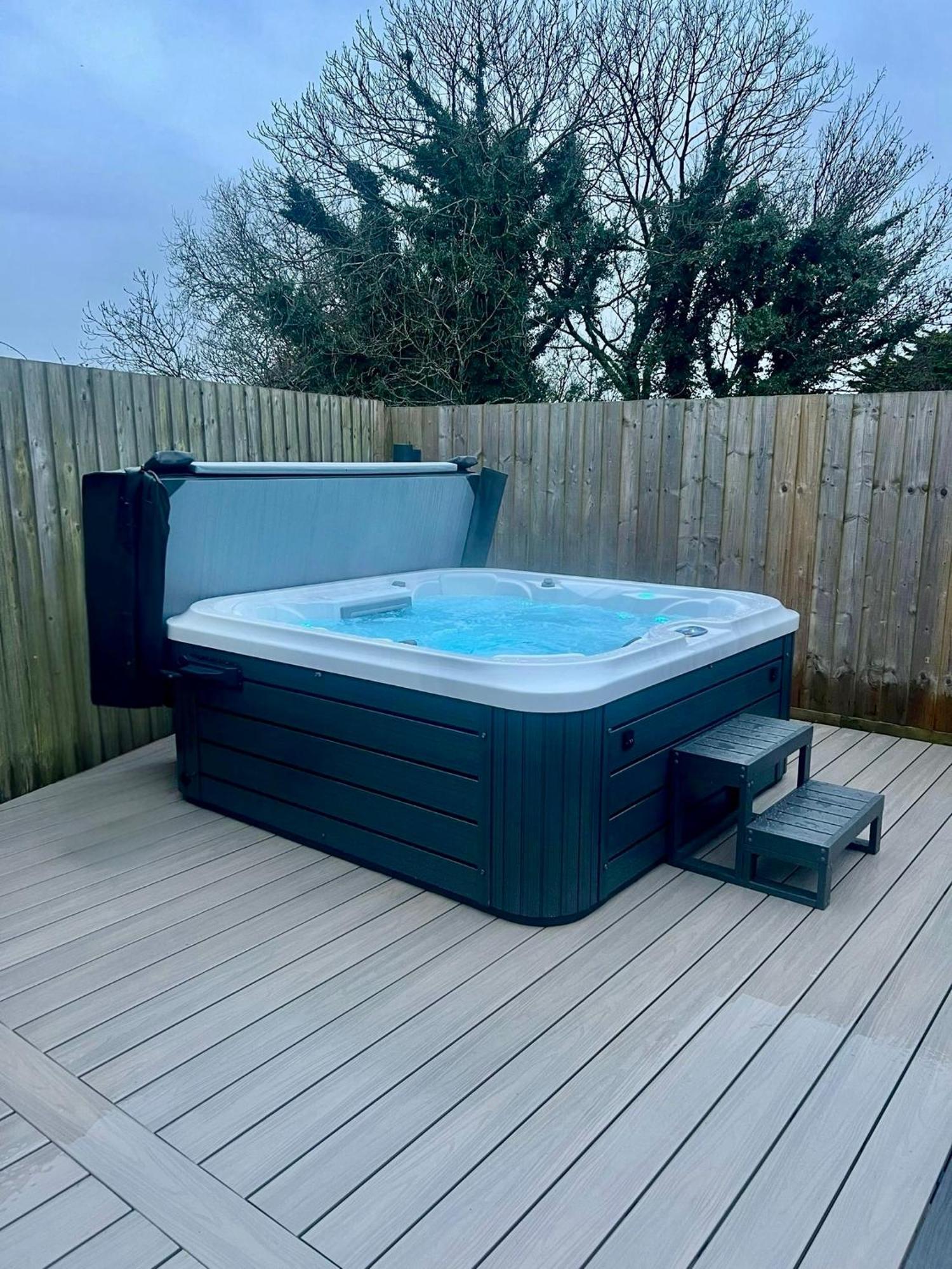No 1 The Paddock - Spacious Holiday Home With A Hot Tub Bude Eksteriør bilde